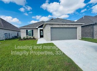 235 Tatum Ln, Youngsville, LA 70592