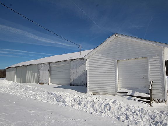3rd image of 13901 Q Ave E