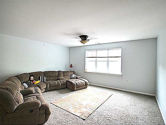 2nd image of 5201 Nuthall Dr Unit 203