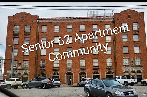 107 W Canadian Ave Photo 1