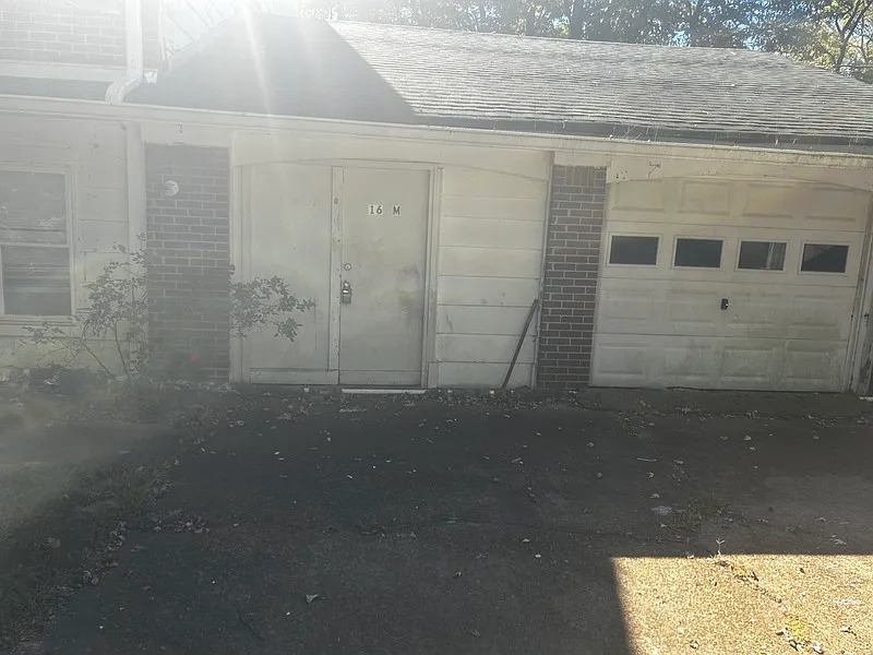 1 bed, 1.0 bath, $700 — Photo 2