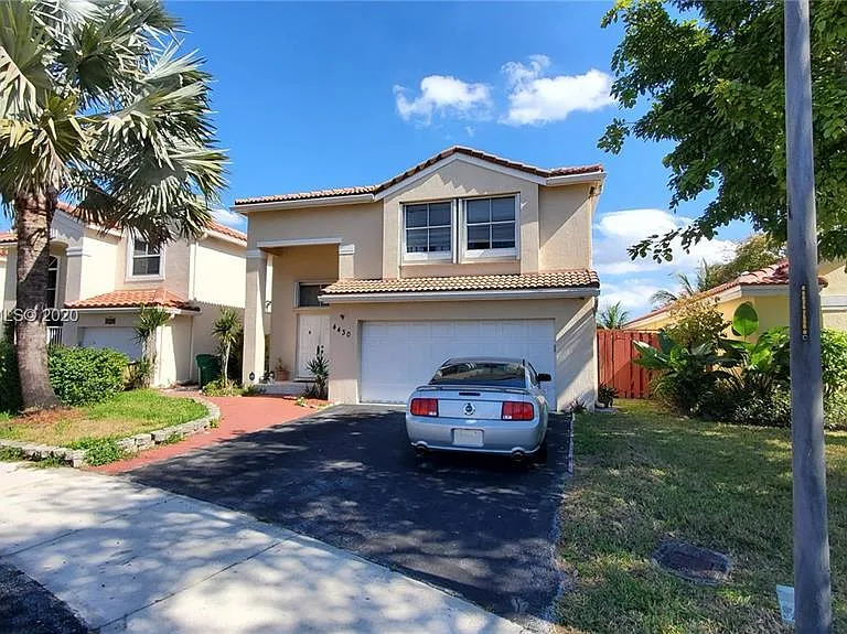 4430 SW 82nd Way — Photo 7