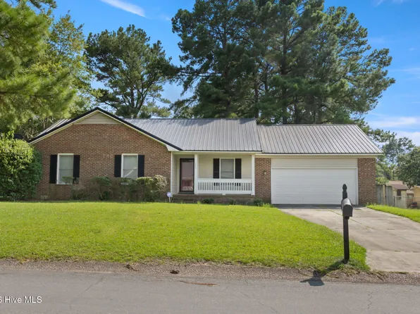 1345 Butterwood Circle, Fayetteville, NC 28314