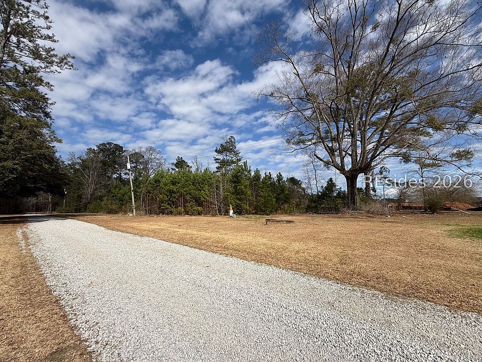 1st image of 110 Brickyard Point