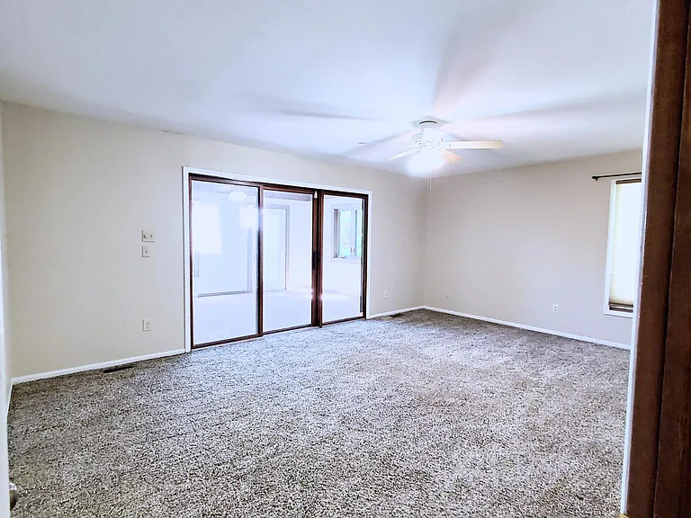 5990 Kirkwall Ct W — Photo 21