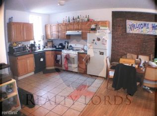 526 Harvard St #3D, Brookline, MA 02446