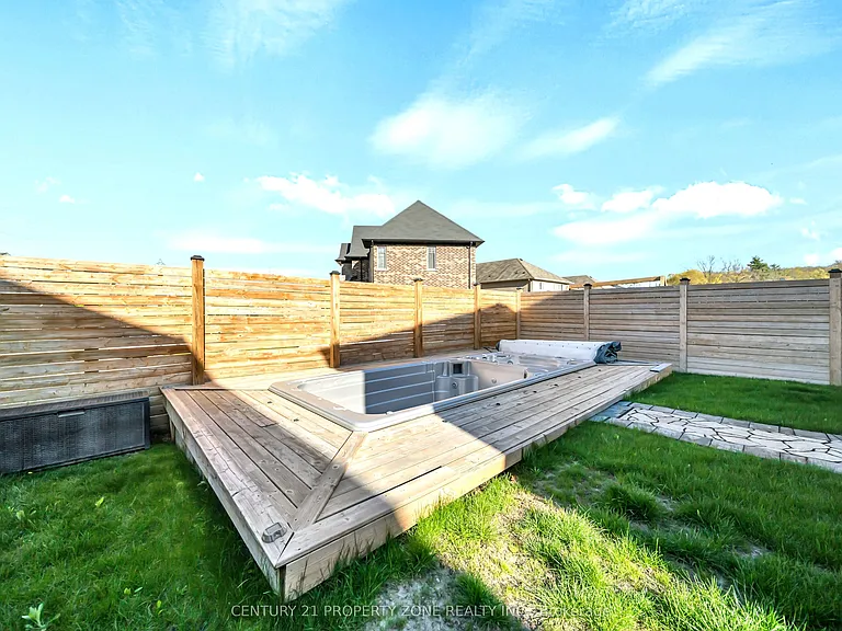 130 Elmbank Trl — Photo 33