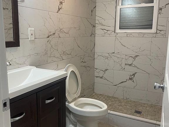 4th image of 9529 Clark St Floor 1