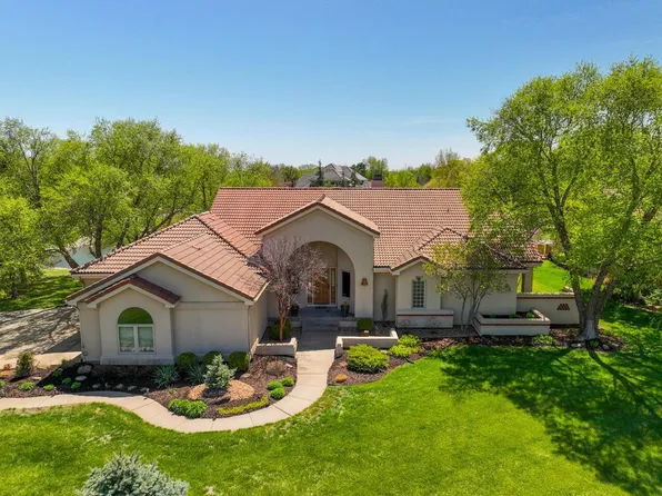 1555 N Freedom Rd, Wichita, KS 67230