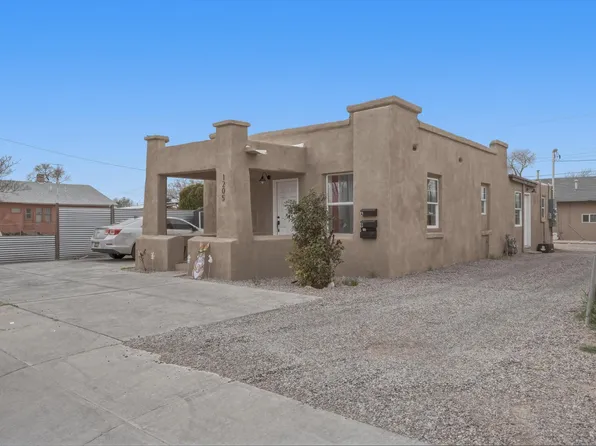 1205 Forrester Ave NW, Albuquerque, NM 87104