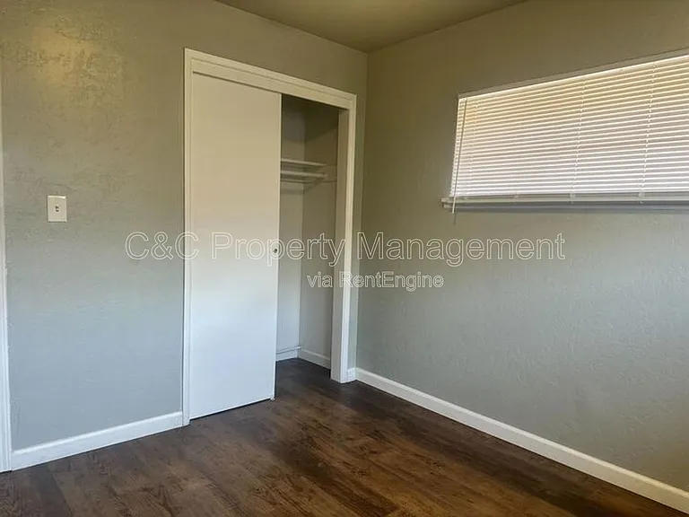 2132 N 1st St — Photo 15