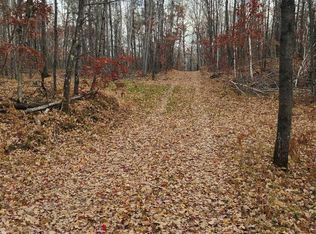 W9856 Moonshine Hill Rd, Crivitz, WI 54114