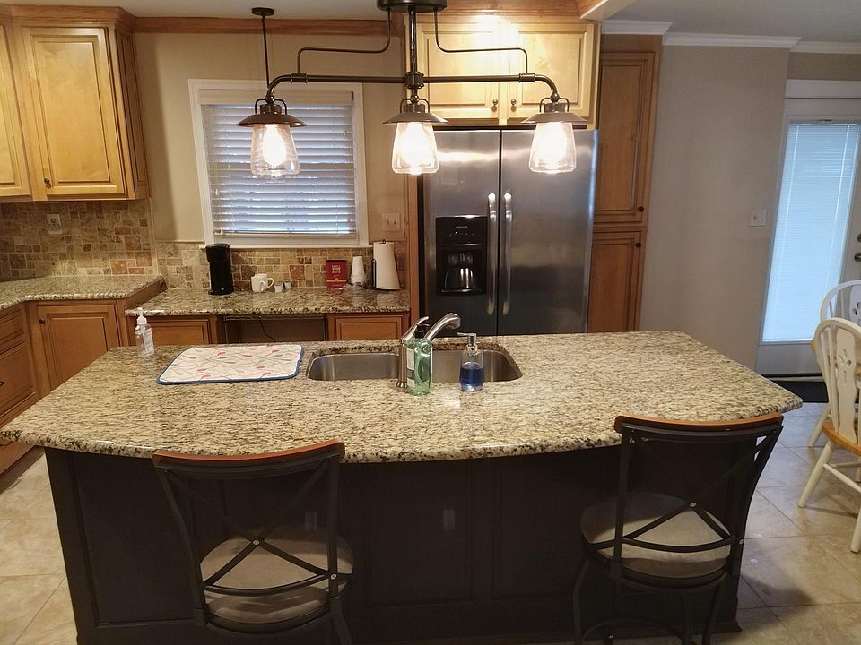 Kitchen island