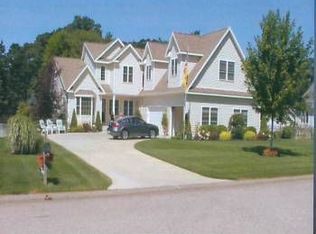 16679 Northwood Trl, Spring Lake, MI 49456