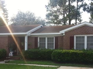 710 Silver Lake Rd, Wilmington, NC 28412