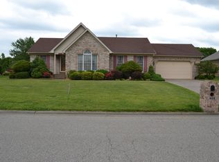 408 Olde Glouchester Cv, Louisville, KY 40214