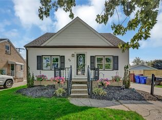 23 Evelyn Ave, West Seneca, NY 14224