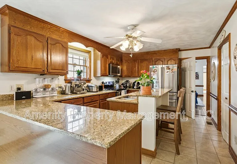 5974 Ladysmeade Ln — Photo 20