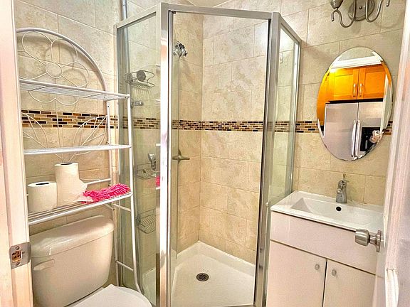 4th image of 98 Bay 20th St APT 3B