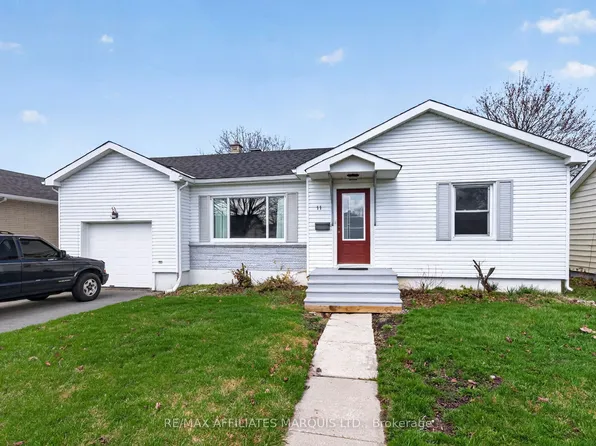11 Gray Ave, South Stormont, ON K0C 1M0