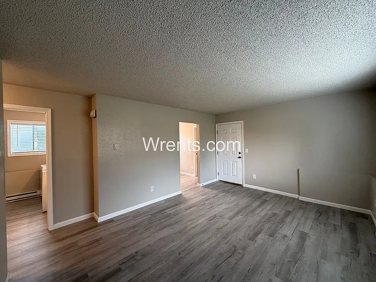 1718 W Boone Ave — Photo 15