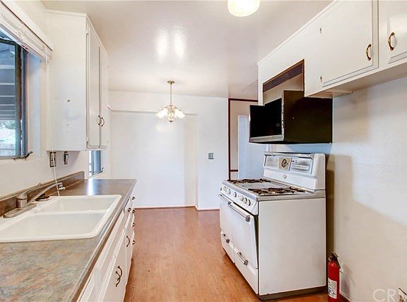 5th image of 7520 El Escorial Way