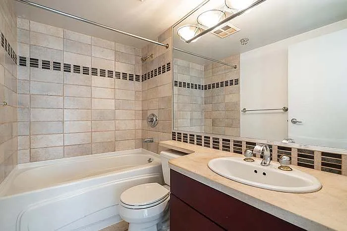 198 Aquarius Mews — Photo 4