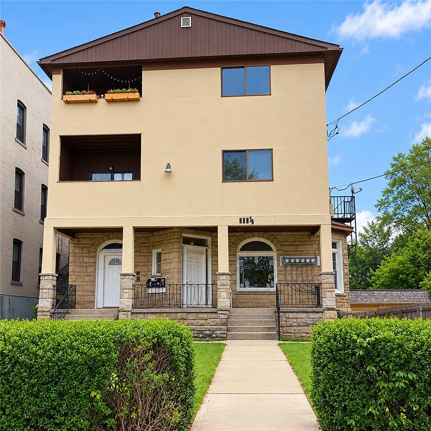 1 bed, 900 sqft, $925 — Photo 1