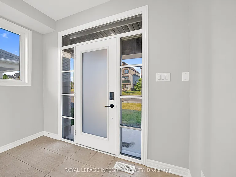 918 Kilbirnie Dr — Photo 3