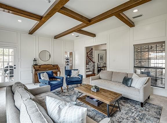 5th image of 2204 Chadbourne Dr