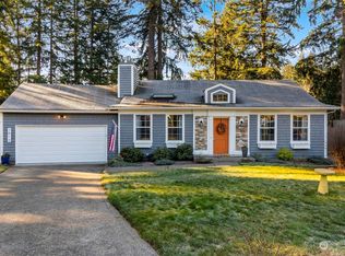 3813 Vassar Loop SE, Olympia, WA
