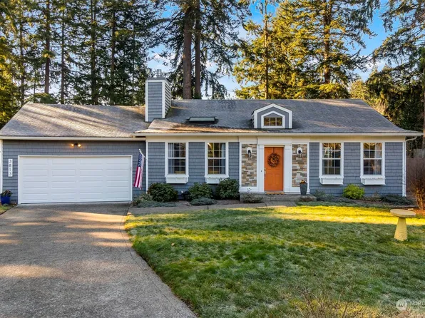 3813 Vassar Loop SE, Olympia, WA 98503