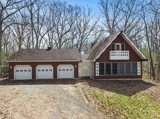 39609 N Mill Creek Rd, Wadsworth, IL 60083