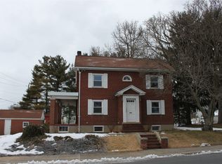 530 W 2nd St, Hummelstown, PA 17036