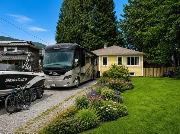 15 King George St S, Lake Cowichan, BC V0R 2G0