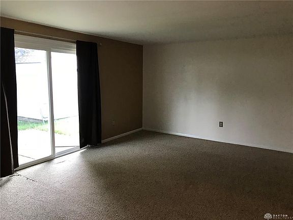 5th image of 6963 Emerald Ave