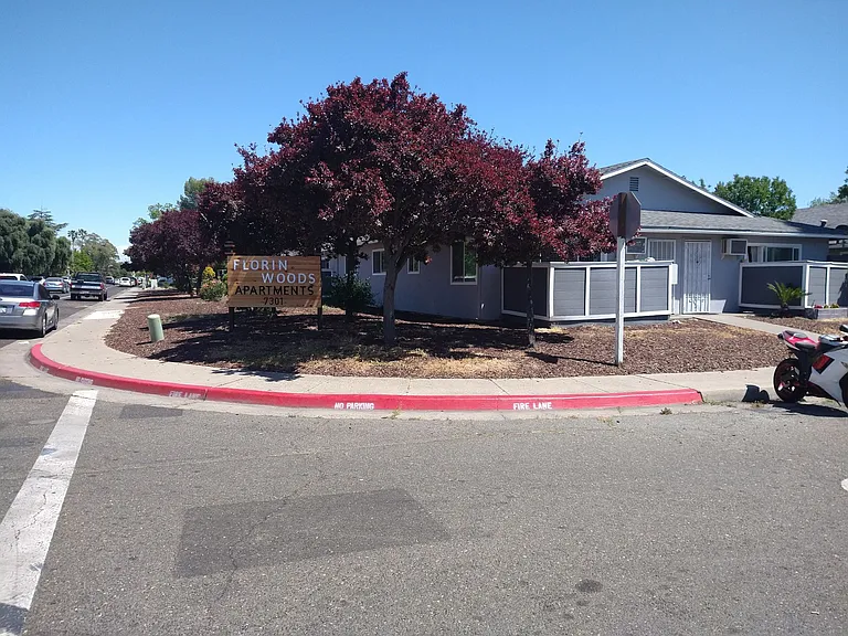 Florin Woods — Photo 16