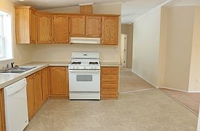 4th image of 32 Montiero Dr