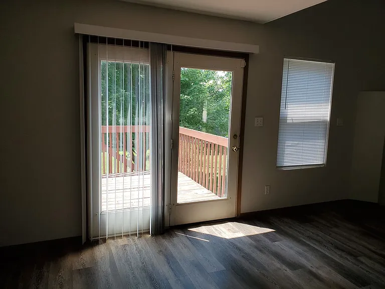 7319 SW 23rd St — Photo 36