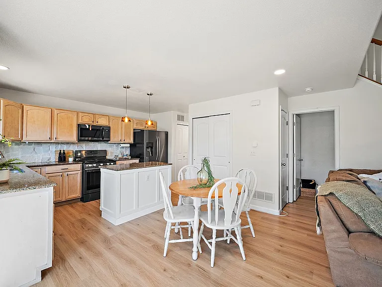 7323 Willowdale Dr — Photo 11