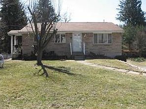 1st image of 30 Nancy Dr