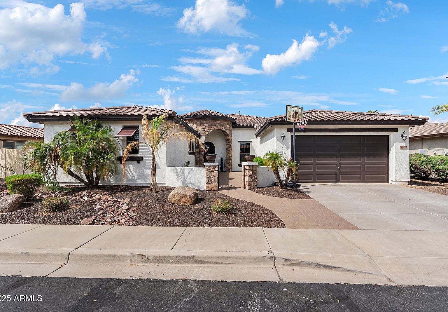 6602 S Bridal Vail Dr