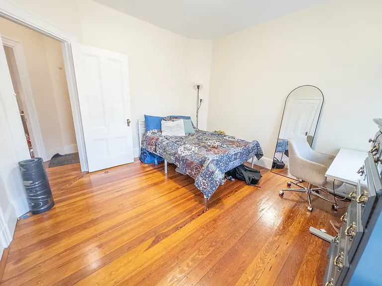 11 Wendell St — Photo 10