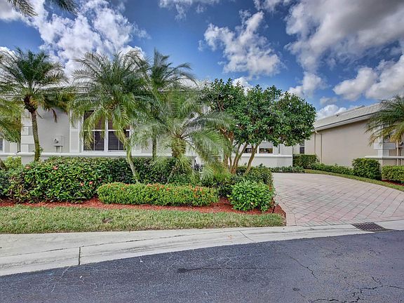 2nd image of 4409 Kensington Park Way