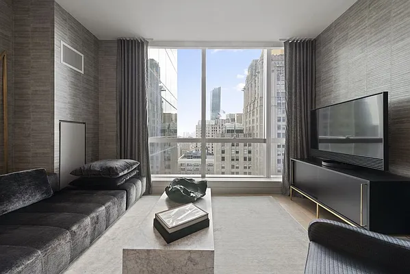 Rented by Compass | media 22