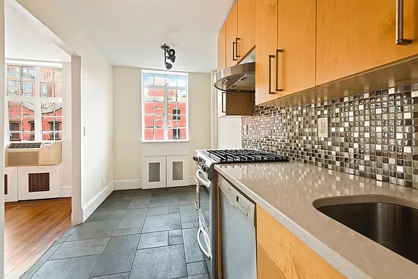 Rented by Compass | media 15