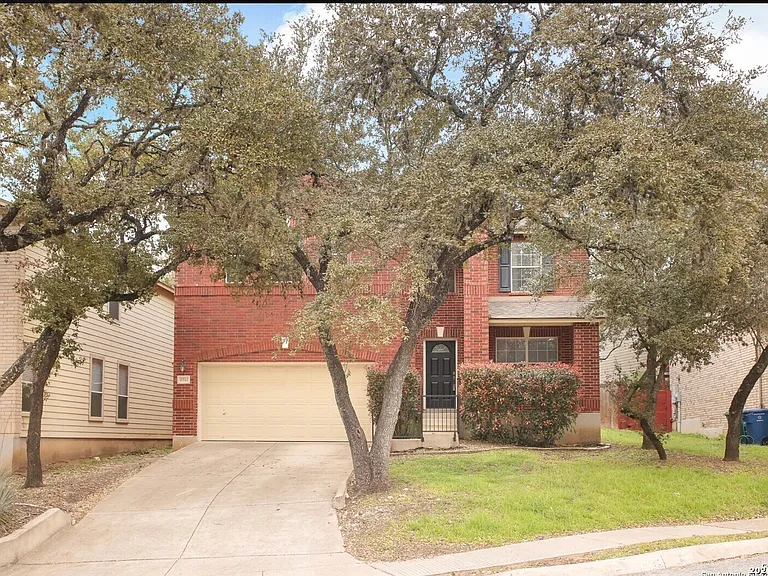 7211 Balcon Is — Photo 1