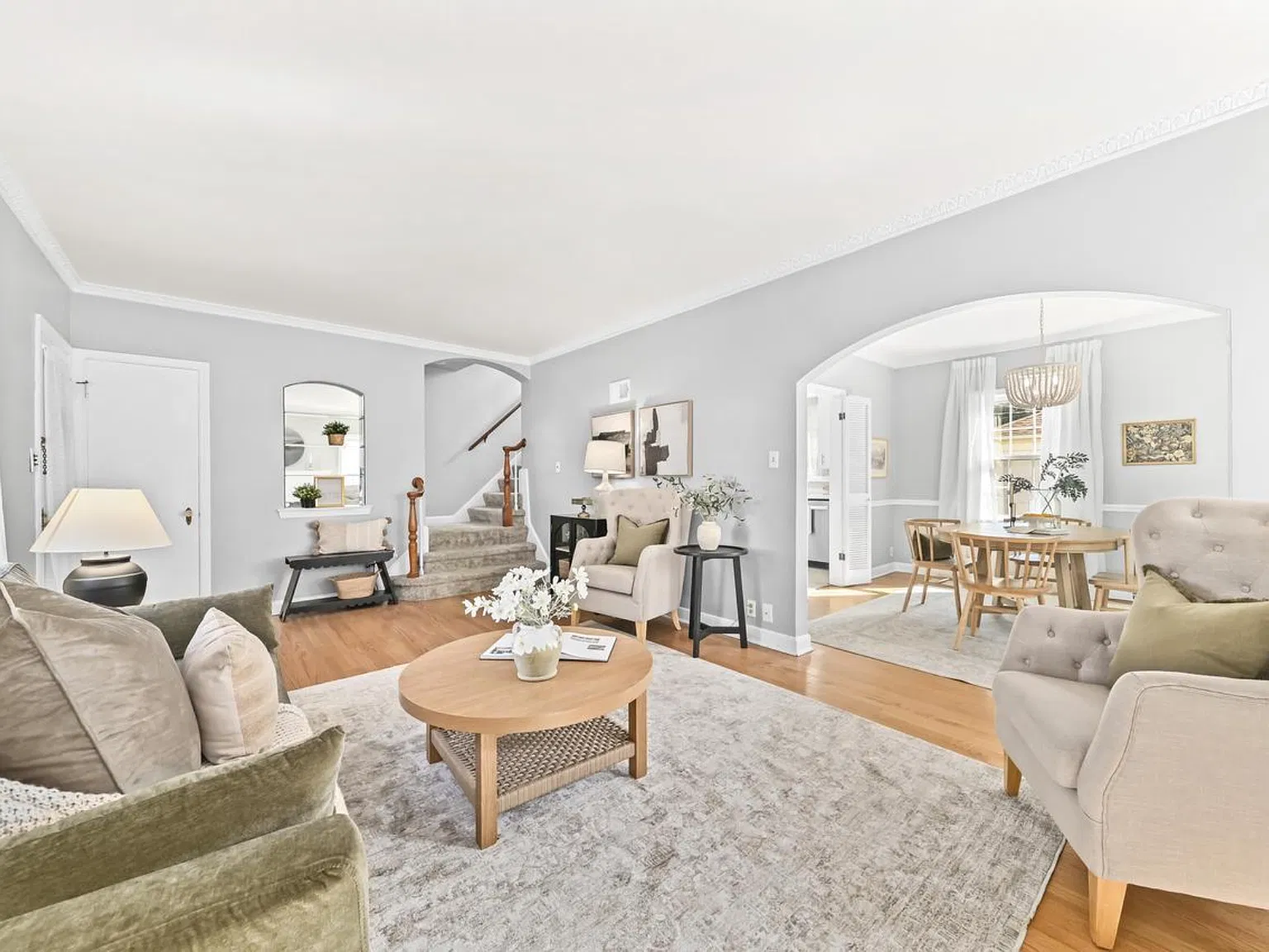3 bed, 1.5 bath, 1309 sqft, $2,000 — Photo 4