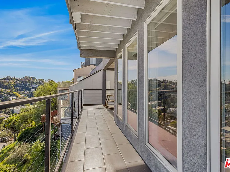 2226 Ronda Vista Dr — Photo 34