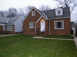 28408 Forest Rd, Willowick, OH 44095